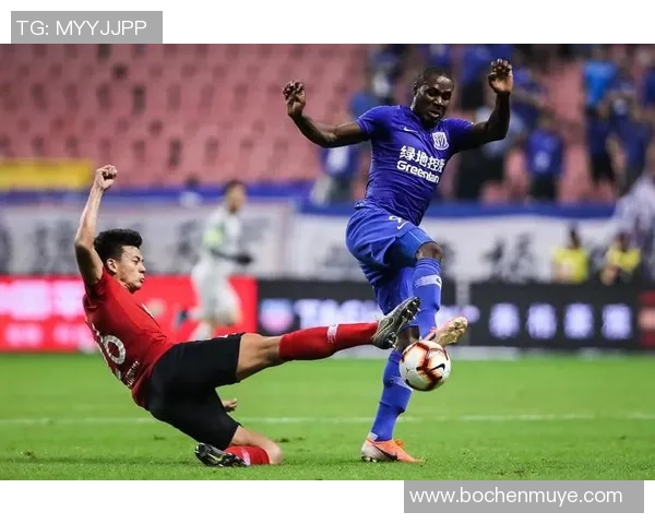 精彩对决直播恒大与申花巅峰之战共同见证足球盛宴